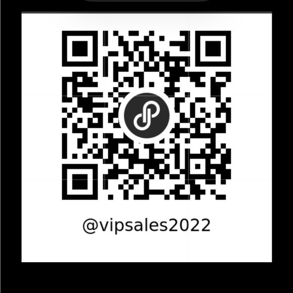 Stunning Large Clear Glass Rose Vase - Picture 3 of 5